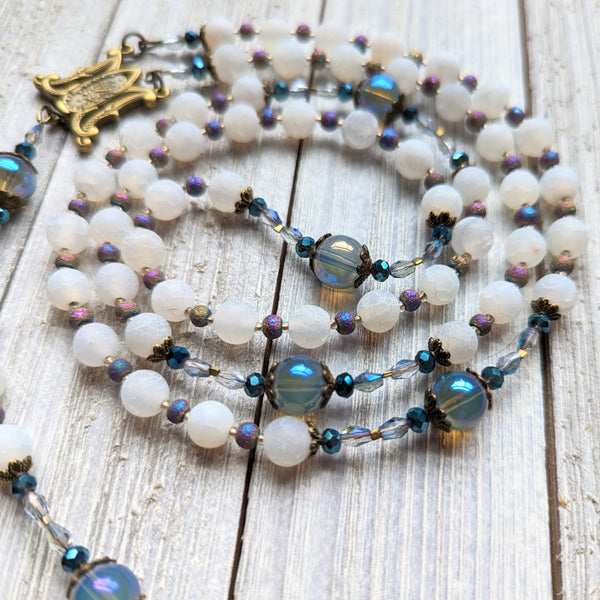 Crackled white Agate, Druzy Agate & Iridescent Glass - 5 decade Rosary
