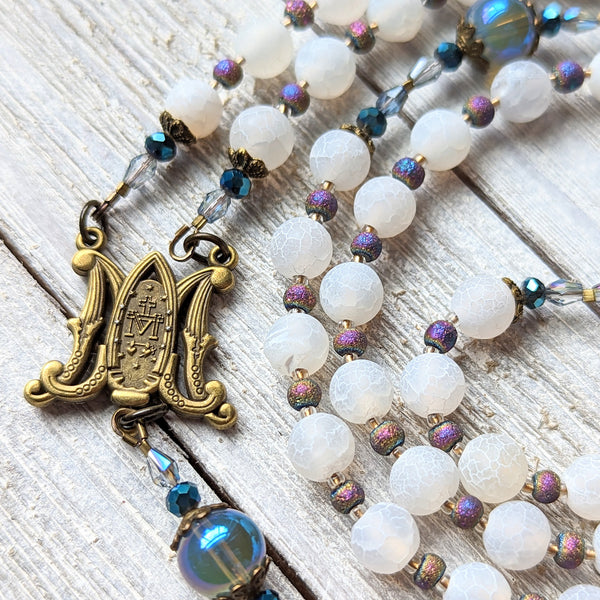 Crackled white Agate, Druzy Agate & Iridescent Glass - 5 decade Rosary
