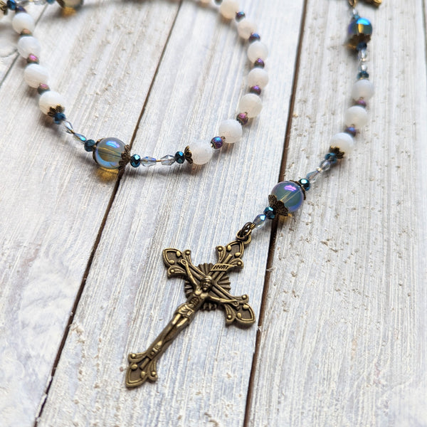 Crackled white Agate, Druzy Agate & Iridescent Glass - 5 decade Rosary